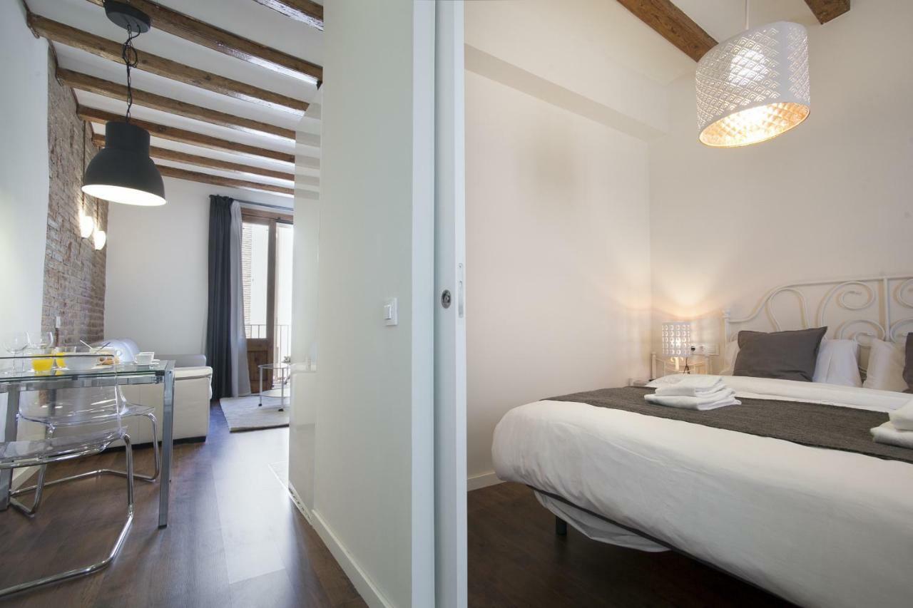 Tendency Apartments - Sagrada Familia Barcellona Esterno foto