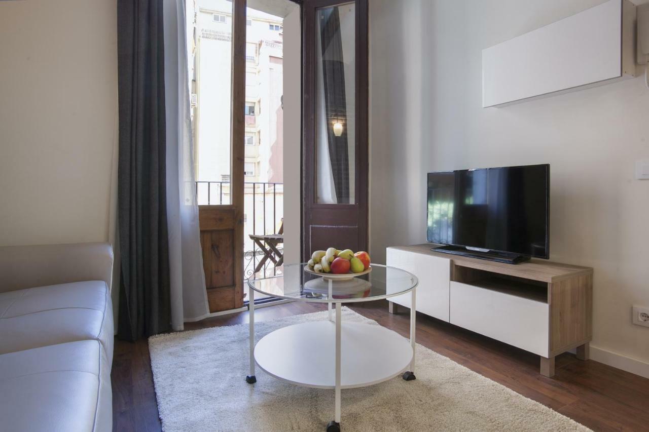 Tendency Apartments - Sagrada Familia Barcellona Esterno foto